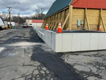 Concrete retaining wall, concrete work in New York