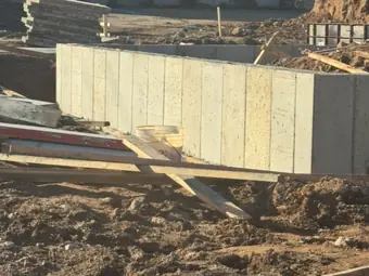 Concrete wall forms yellow, concrete work in New York