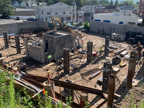 Steel columns site, steel repair in New York