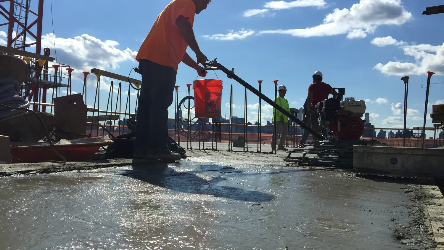 Structural concrete, 260,000 square feet, New York metropolitan area