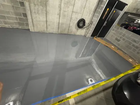 Vault underground, vault work in New York
